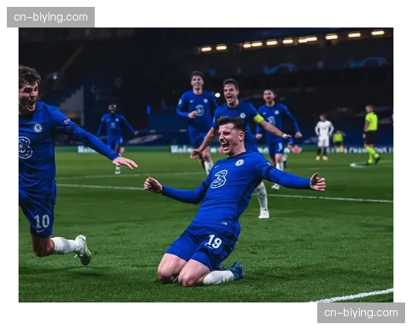 切尔西全场人盯人防守体系，应对传中时专注力缺失明显